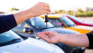 Otomobil satışları yıllık yüzde 101,9 arttı