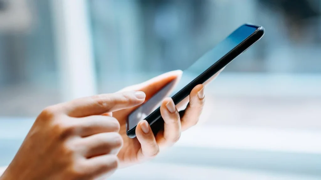 Cep Telefonunda Bu Uygulamayı Kullananlar Bankalara Giremiyor