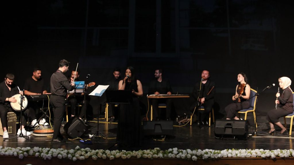 Van’da müzikseverler konserde buluştu