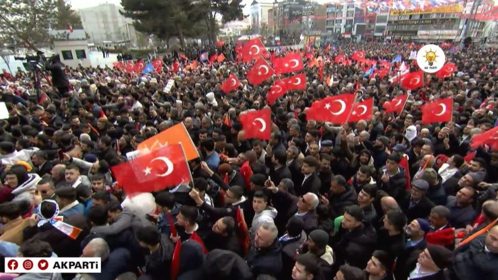 Erdoğan’ın Van mitingine kaç kişi katıldı?