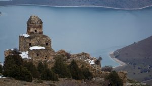 Doğa Fotoğrafçıları Kulübü, Van Gölü’nün eşsiz koylarını gezdi