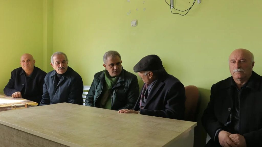 Başkan Adayı Oflas, mahallerde heyecanla karşılanıyor