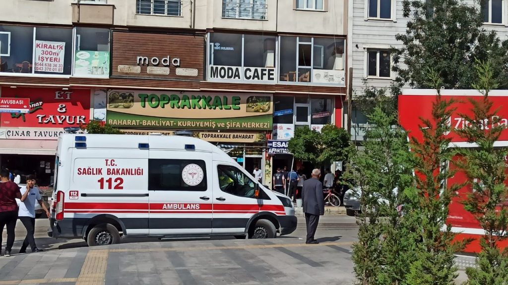 TRT’nin Van kameramanı evinde ölü bulundu