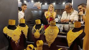 300 bin lira değerindeki altınlar Van’da 15 binden satışa sunuluyor