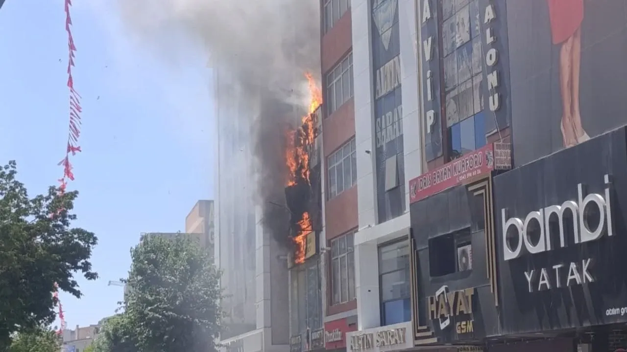 Van’da büyük yangın