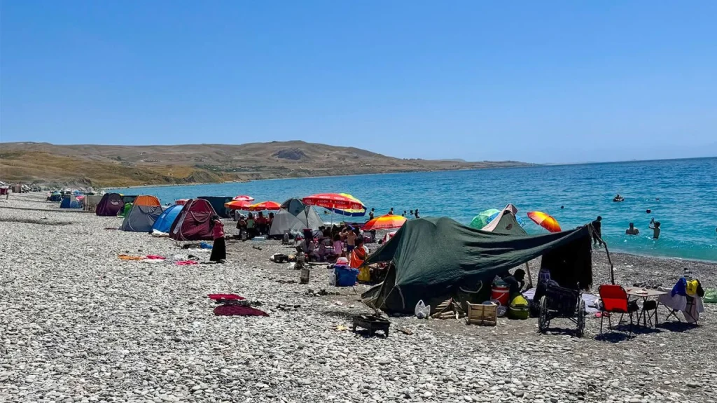 Burası Ege değil, Van!